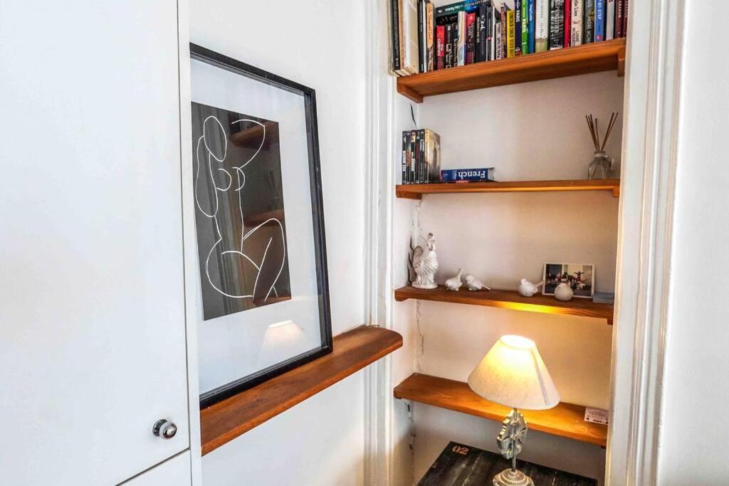 New Spacious Flat Near Montorgueil Parigi