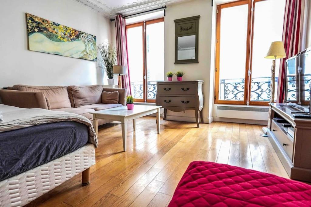 New Spacious Flat Near Montorgueil Appartamento Parigi